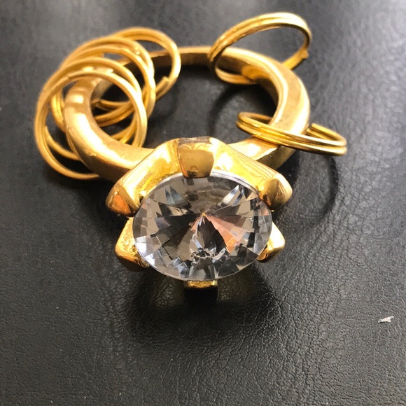 Unique Keychain Key Keeper Ring - Picture 2 of 3